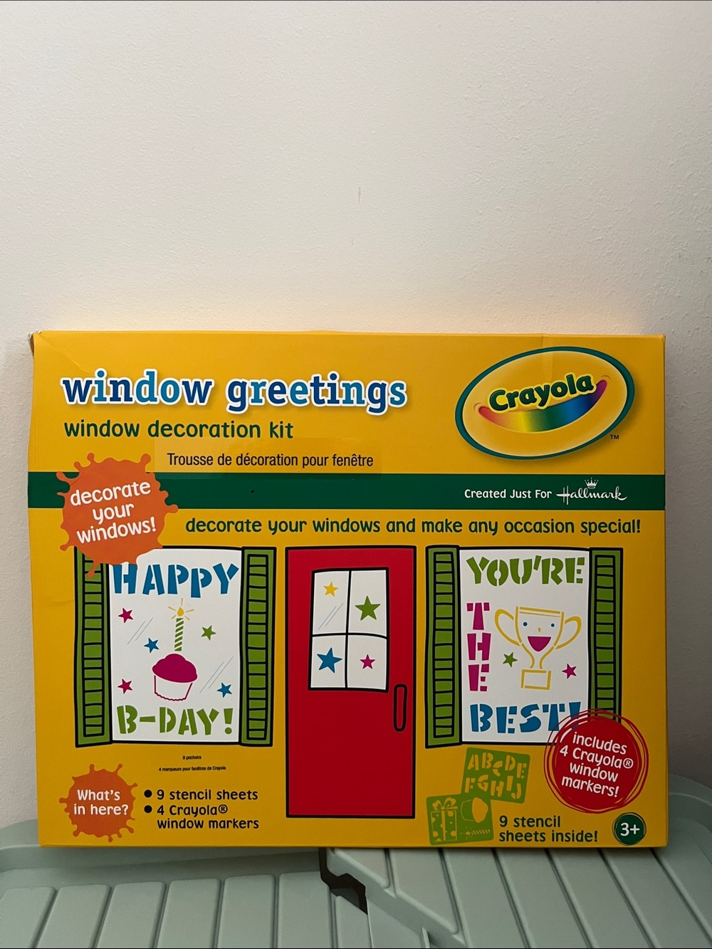 Crayola Yellow Window Greetings Decoration Kit